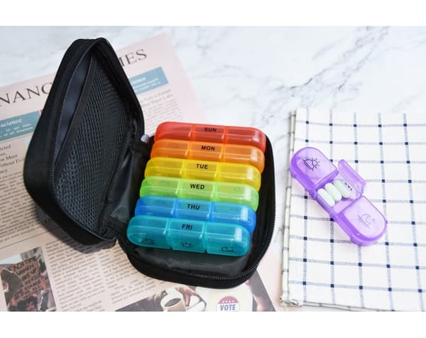 Vecko Förpackning För Tabletter, Bärbara Resepiller Askar 7 Dagar 3 Gånger Med Pu-Påse För Multifunktionell Förvaring, Veckoförpackning För Tabletter Flerfärgad