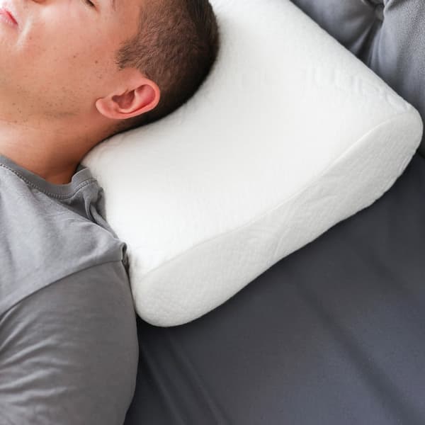 Niskatyyny Visco Foam 34x52x9-12 cm - niskaa tukeva tyynytyyny vatsaan nukkuville tai ergonominen sivuunpanijatyyny