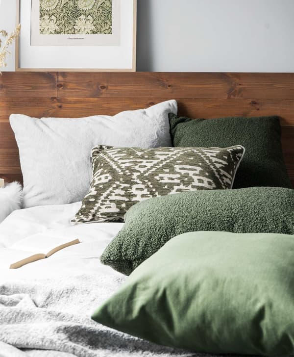 Barnevogn oliven velour pyntepude 45x45 cm