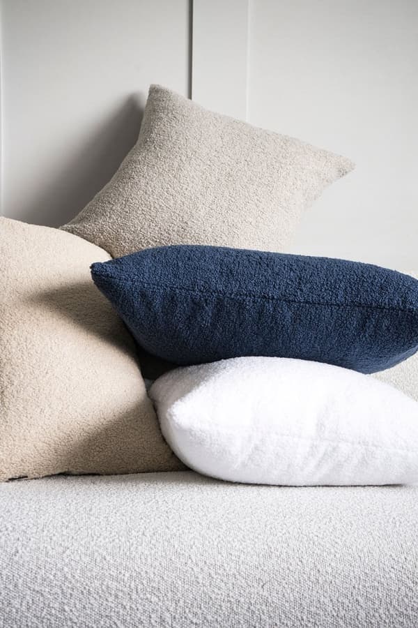 Mysig marinblå boucle dekorativ kudde 60x40