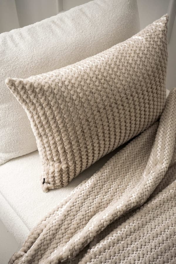 Creme sengetæppe 220x140 Geneve