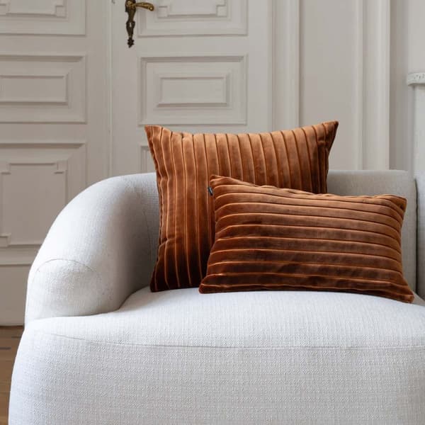 Cordian rød pyntepude 50x50 Prestige Line
