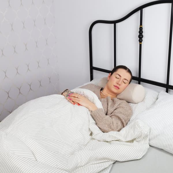 Nackrullkudde med Visco Foam Velvet - kudde rull nackkudde nackrulle kuddrulle