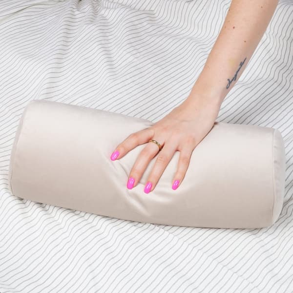 Nackrullkudde med Visco Foam Velvet - kudde rull nackkudde nackrulle kuddrulle