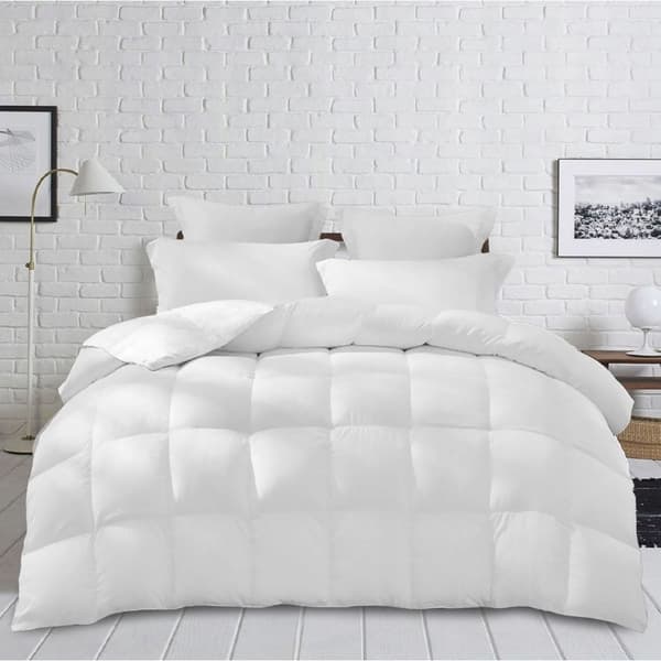 Kudde 40x40 för sovande, vit, quiltad, anti-allergisk, tillverkare