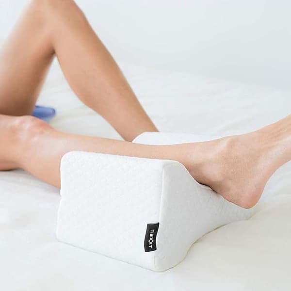 Nexxt Leg Cool Pillow Knäskydd – Vit