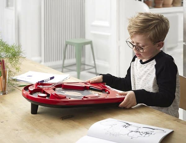 BRIO Pinball Game - Ravensburger - Barn och vuxna från 6 år - Röd och svart - Utomhus