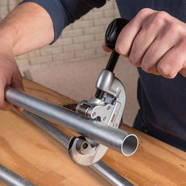 Ridgid rörskärare - 32920 - 15 CORTATUBOS DE ALIMENTACION A TORNILLO P/TUBOS DE COBRE CAP. 5-28MM.