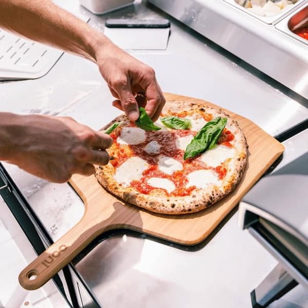 OONI bambu pizzaskal och serveringsbräda - storlek 16