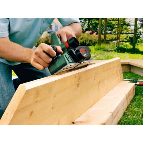 BOSCH Lätt kompakt hyvel PHO 3100 750W