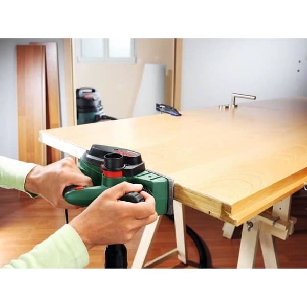 BOSCH Lätt kompakt hyvel PHO 3100 750W