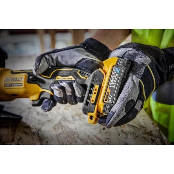 DeWALT Outillage Sladdlös cirkelsåg 115 mm 18V 1,7 Ah POWERSTACK DCS571E1T