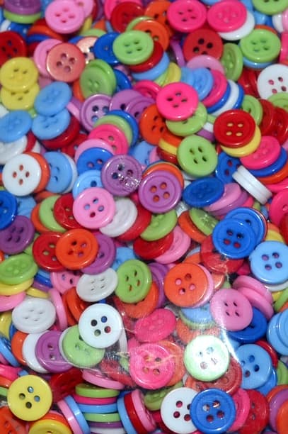 60 knappar mix 3 sorter i akryl