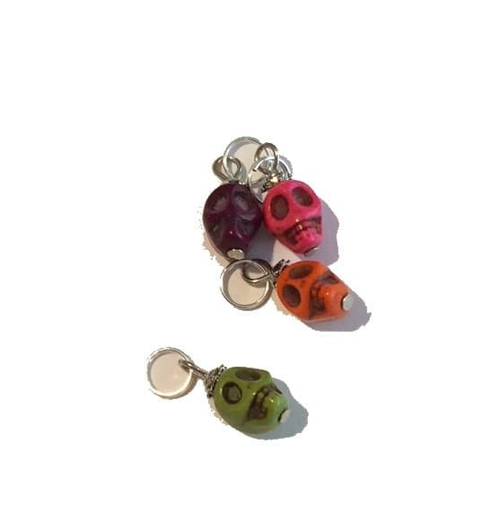 4 söta berlocker howlite döskallar