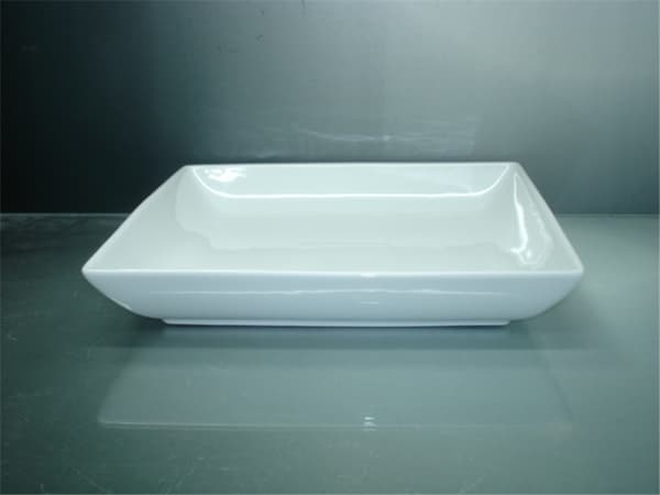 Firkantet porcelænstallerken - dyb - 4-pakning