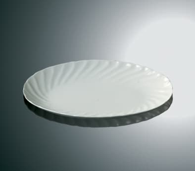 Stor porcelænstallerken med bølget kant - 4 stk.