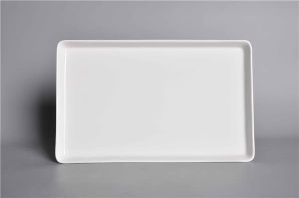 Rektangulær porcelænstallerken - hævede kanter - 4-pakning