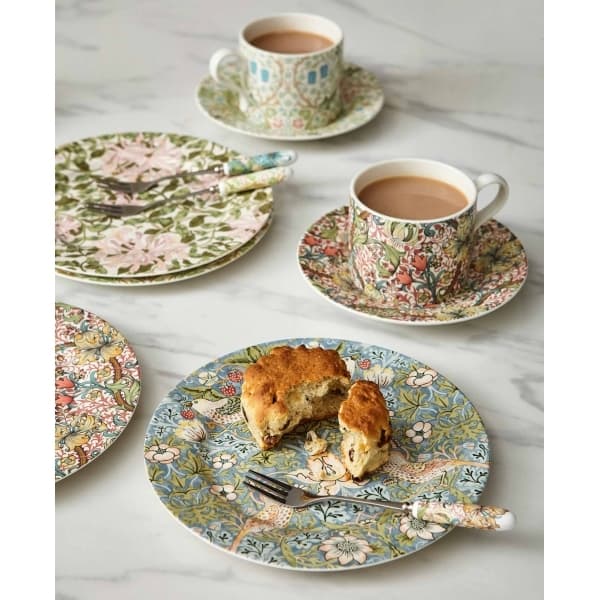 Honeysuckle Mixed Plates Ø 20cm, 4-pack - Morris & Co