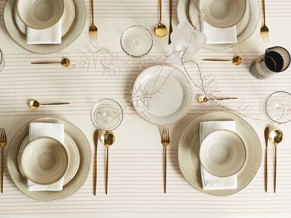 Spisestel Lys Beige Stentøj sæt af 12 til 4 Personer Middagssæt til Spisebord Design Stel Servicesæt Tallerkner Skål Tilbehør