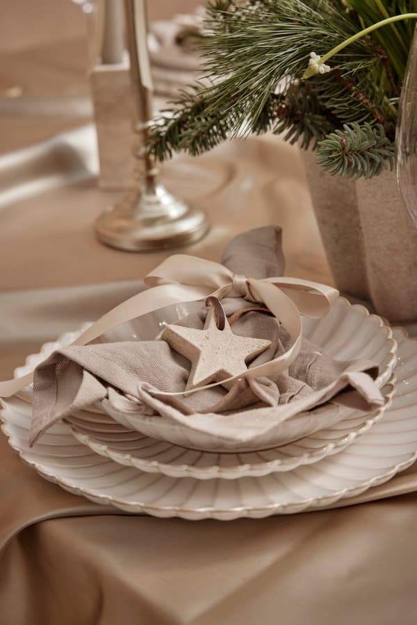 FURNLUX TALLERKEN CAMILLE BEIGE 19CM