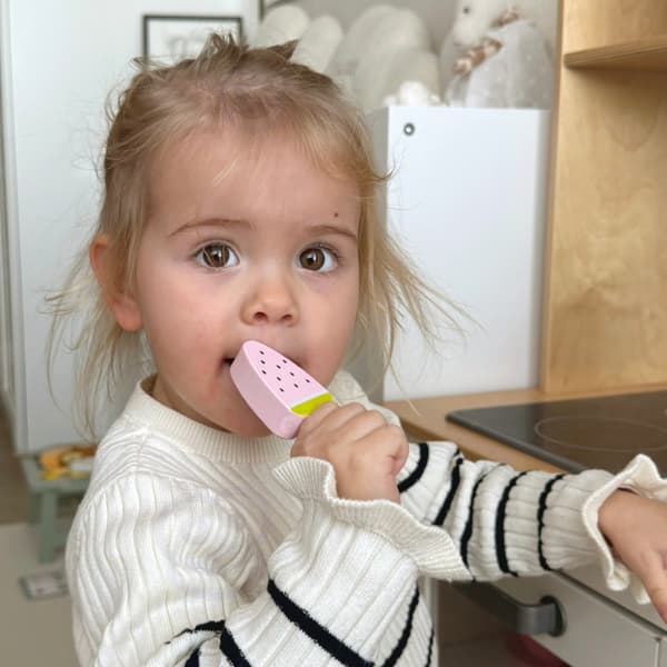 TOOKY TOY magneettinen puujäätelö jalustalla