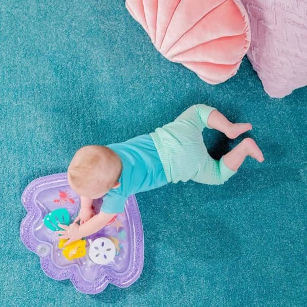 DISNEY BABY -ARIEL- Vattenmatta för baby, sensoriskt och utvecklingsmässigt spel, uppblåsbar, lätt att rengöra, hopfällbar, leksaker från födseln