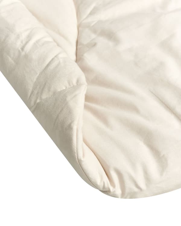 Lekematte i Off-White Bomullsdekke Bladformet Vattert 110 x 110 cm Tilbehør til Barnerommet