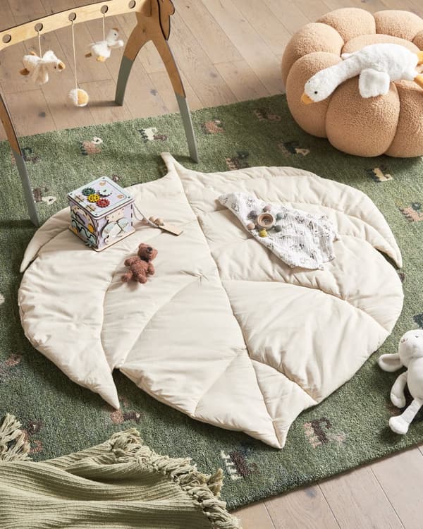 Lekematte i Off-White Bomullsdekke Bladformet Vattert 110 x 110 cm Tilbehør til Barnerommet
