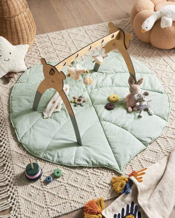 Aktivitetstæppe Lysegrøn Bomuld 110 x 110 cm Legetæppe til Baby Quiltet Legemåtte Blad Form Tumletæppe Aktivitetmåtte Hygge