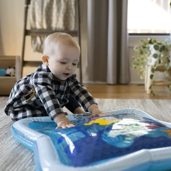 BABY EINSTEIN Vattensynkat för baby, sensorisk och utvecklande lek, uppblåsbar, lätt att rengöra, vikbar, leksaker från födseln