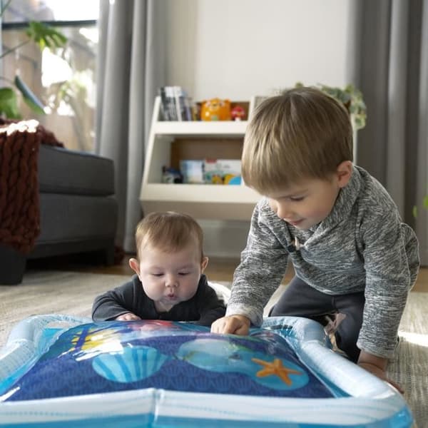 BABY EINSTEIN Vattensynkat för baby, sensorisk och utvecklande lek, uppblåsbar, lätt att rengöra, vikbar, leksaker från födseln