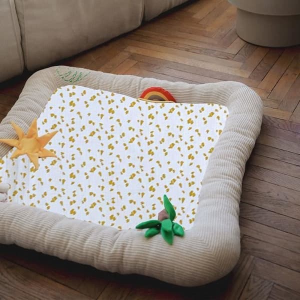 Bebis aktivitetsmatta safari Beige 100x100 cm