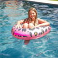 Miniatyrbild 3 av 5: Uppblåsbar poolflotta Swim Essentials Leopard