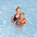 Miniatyrbild 3 av 3: Bestway Uppblåsbara armringar Mjukt Tyg Baby Säkerhet Blandade Färger UPF 50+ 38x14 cm 1 till 3 År Strand och Pool 32182