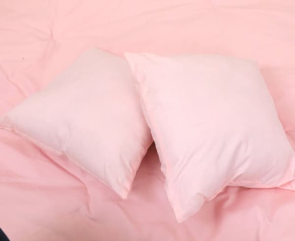 Rosa barn teepee-tält - Mångsidigt lek- och avkopplingsutrymme med kuddar och matta