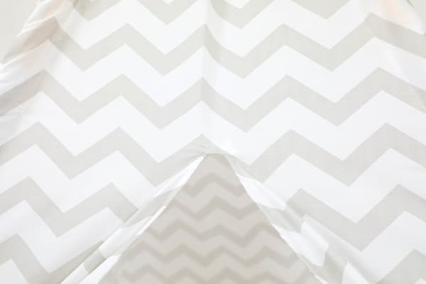 Grå Zigzag-mönstrad Barn Teepee-tält med Kuddar & Matte - Säker Lekplats