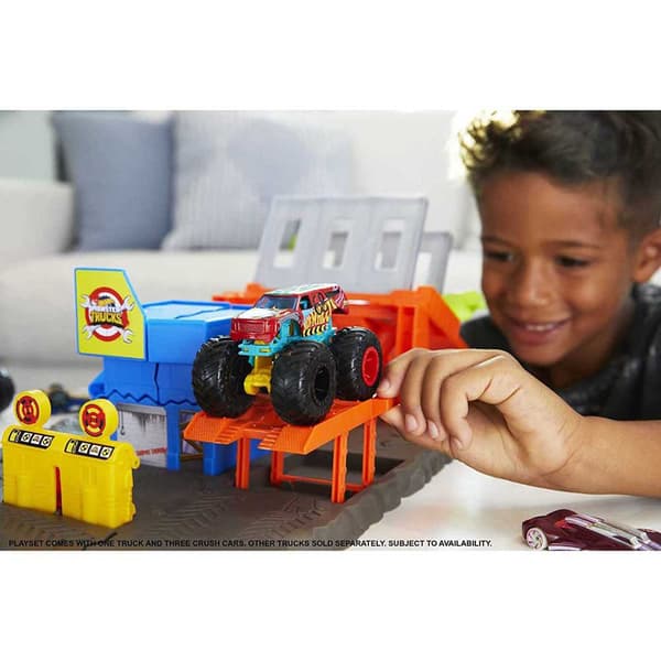 Hot Wheels Blast Station Lekset Och Bilar Monster Trucks Flerfärgad 4 Years