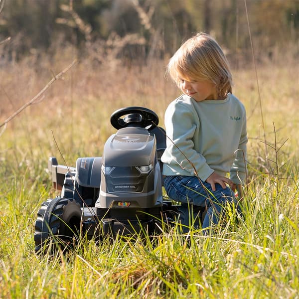 Smoby Traktor Med Släp Stronger Xxl Grå
