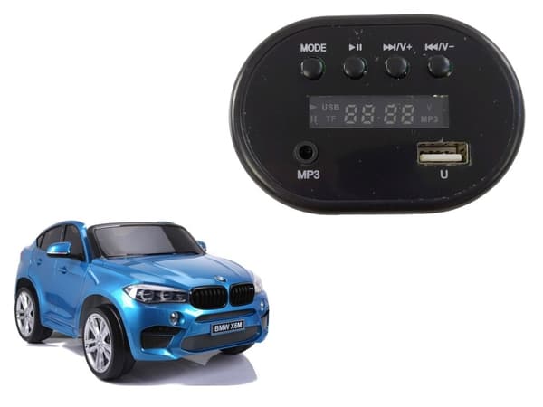 Musikpanel til en bil med et JJ2168 batteri