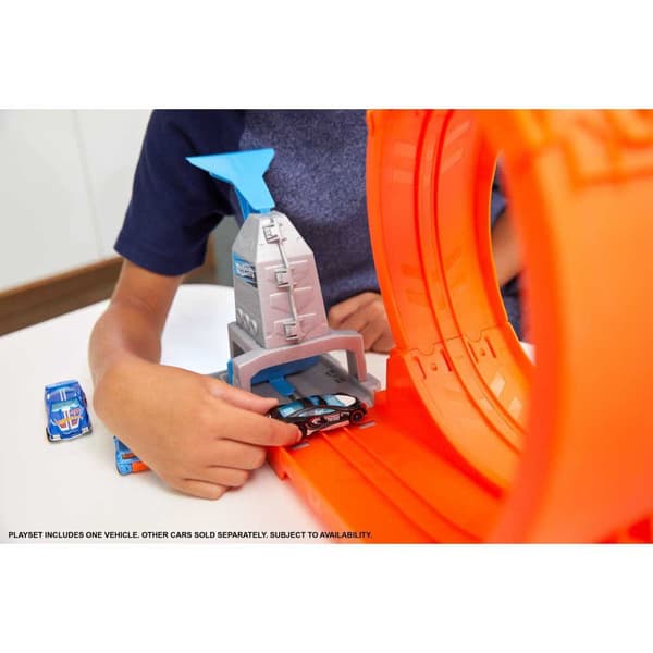 Hot Wheels Loop Stunt Champion-raitasetti Monivärinen