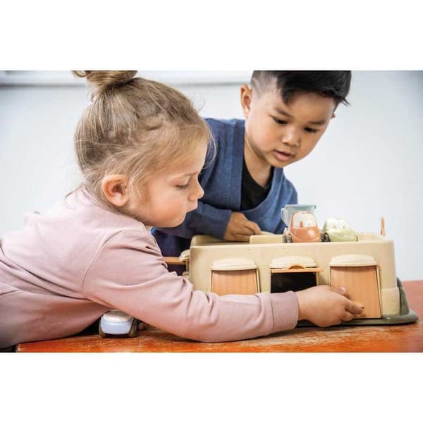 Dantoy Bio Garage (5651)