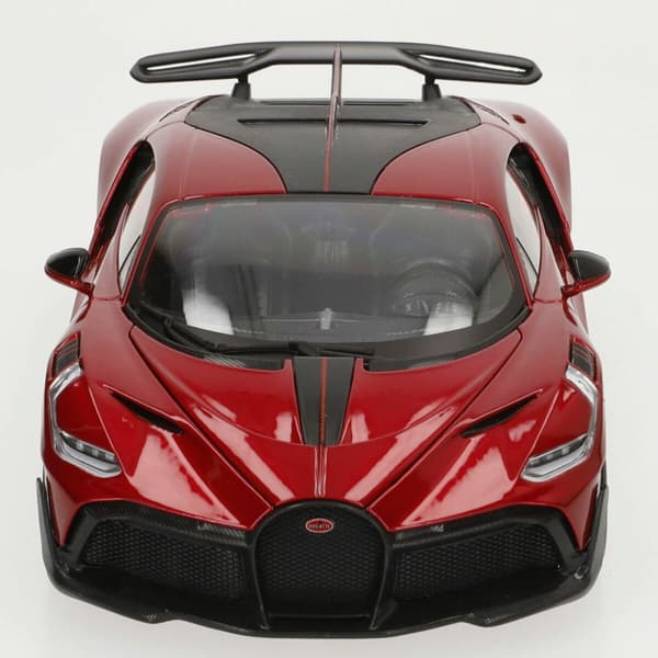 Car Bburago GT Bugatti Divo 1:18
