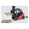 Pikkukuva 2 / 2: Truck Public Works Gabelstapler Bruder 02511 (29 x 9 x 22 cm)