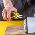 Miniatyrbilde 4 av 4: Long Nose Pliers 6" Deli Tools EDL2106 (yellow)