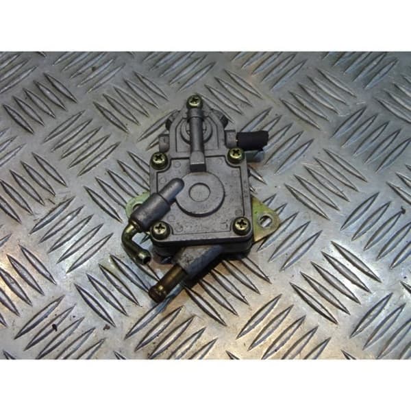 bränslepump depressionsventil skoter yamaha yp 250 majesty 4uc- USED