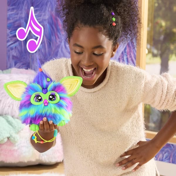 Furby Interaktiv Leksak Galaxy Glow in the Dark (EN)