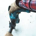 Miniatyrbild 3 av 4: MAKITA SDS plus HR2630 800 W borrhammare med robust hölje
