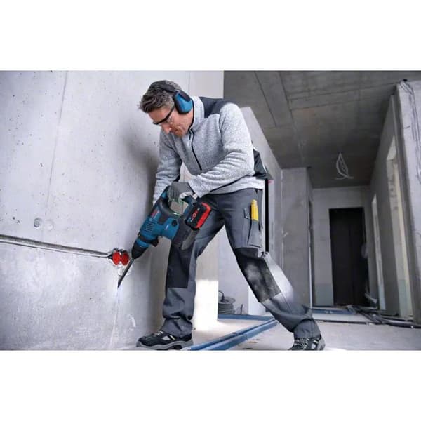 SDS Plus 18V Biturbo GBH 18V-34 CF 5.8J borrhammare + 2 Procore 8Ah batterier + laddare + standardlåda - BOSCH - 0611914002