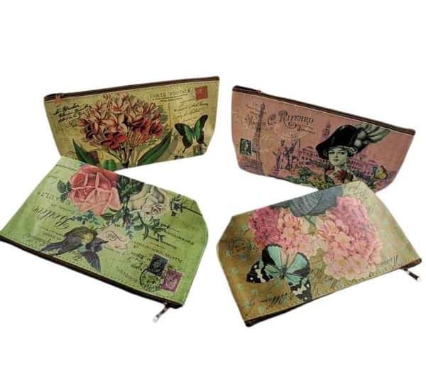 Make-up case with zipper Multiple motives