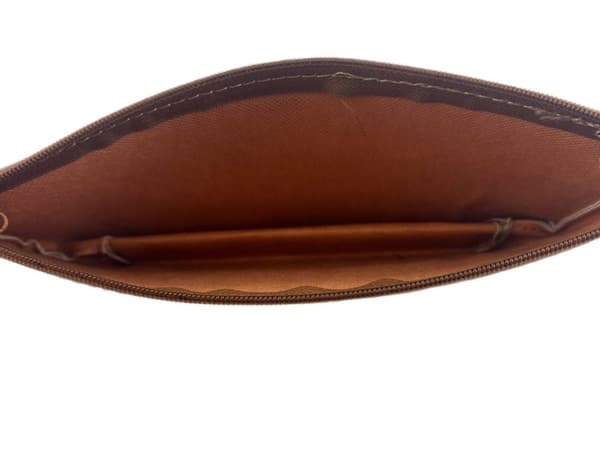 Make-up case with zipper Multiple motives